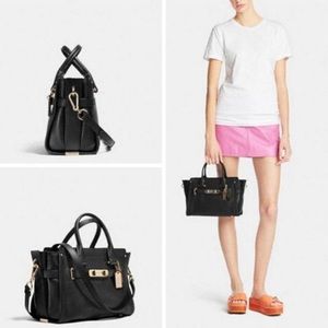 Rare COACH Swagger 27